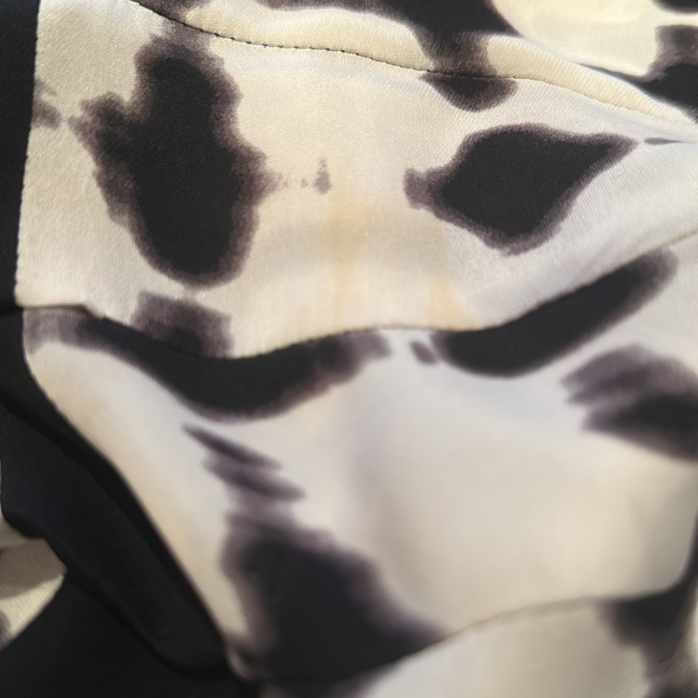 Designer Skirt - Picture 3 of 3